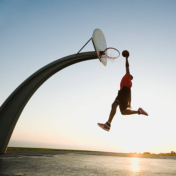 7 Cheap Tricks to Fix your Stinky Basketball Shoes