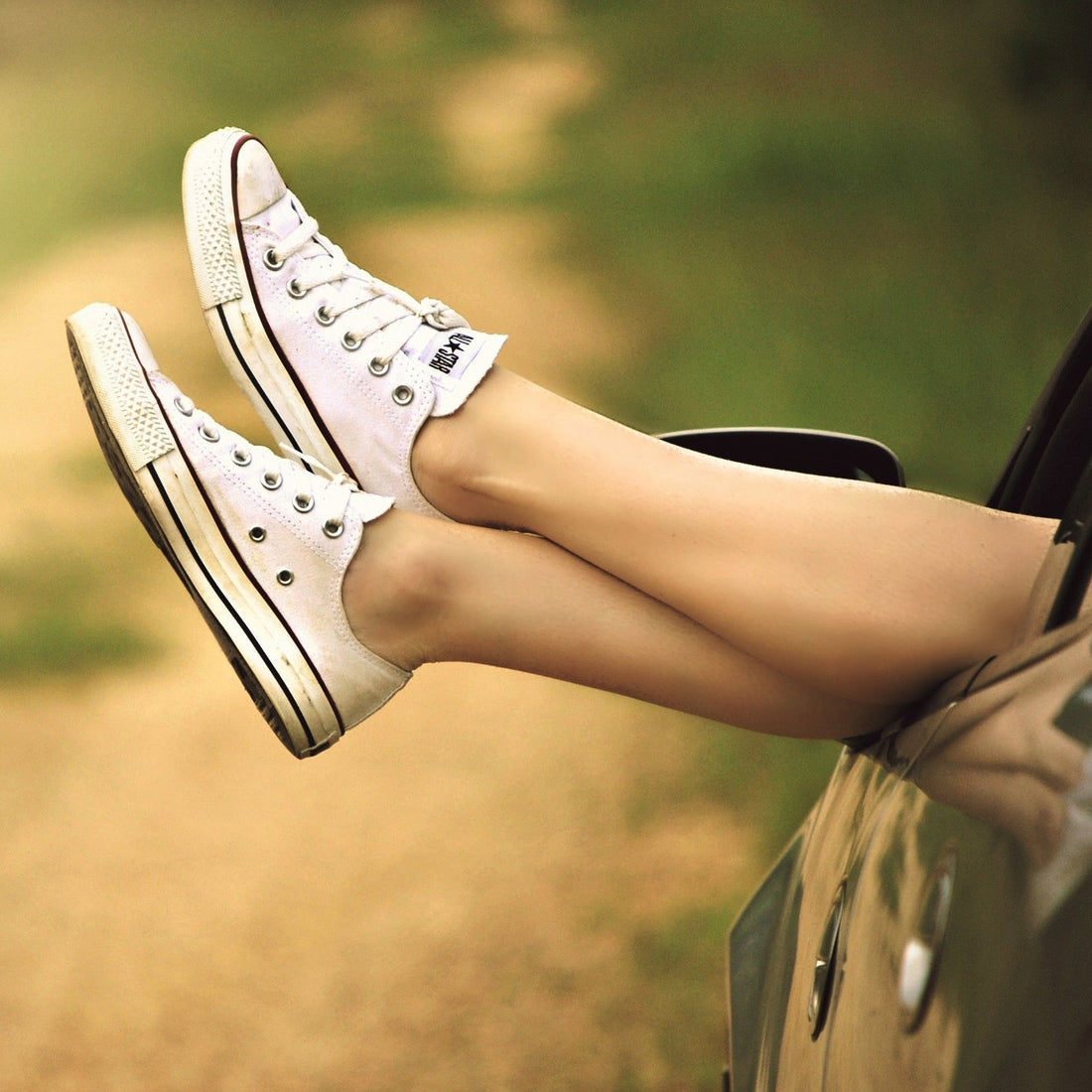Kick Those Bad Boys Off - 5 Cheap Ways to Eliminate Shoe Odor