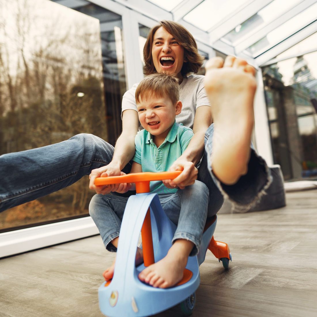 6 Cheap Tricks to Fix Stinky Shoes: Getting Ready for Summer