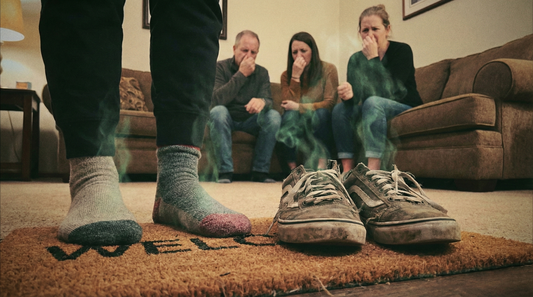 Feet Smell Like Corn Chips? The 60-Second 'Frito Feet' Fix