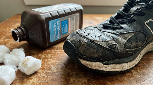 Does Isopropyl Alcohol Fix Shoe Odor? The Truth